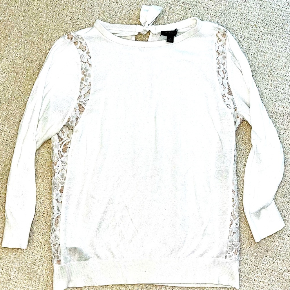 Ann Taylor Size M - Cream and Lace Sweater